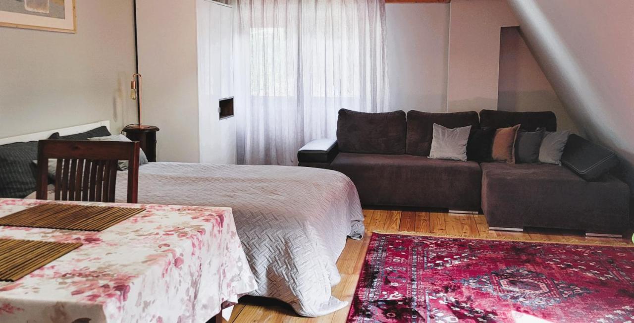 Goscinne Thank Life, 2 Forest For Rest Apartment